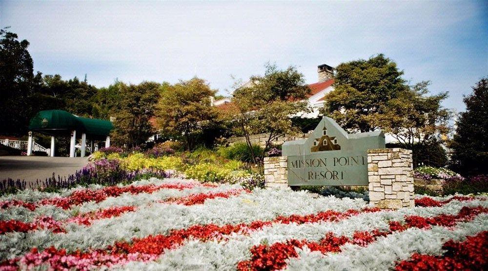 Mission Point Resort แมคคิแนคไอแลนด์ ภายนอก รูปภาพ