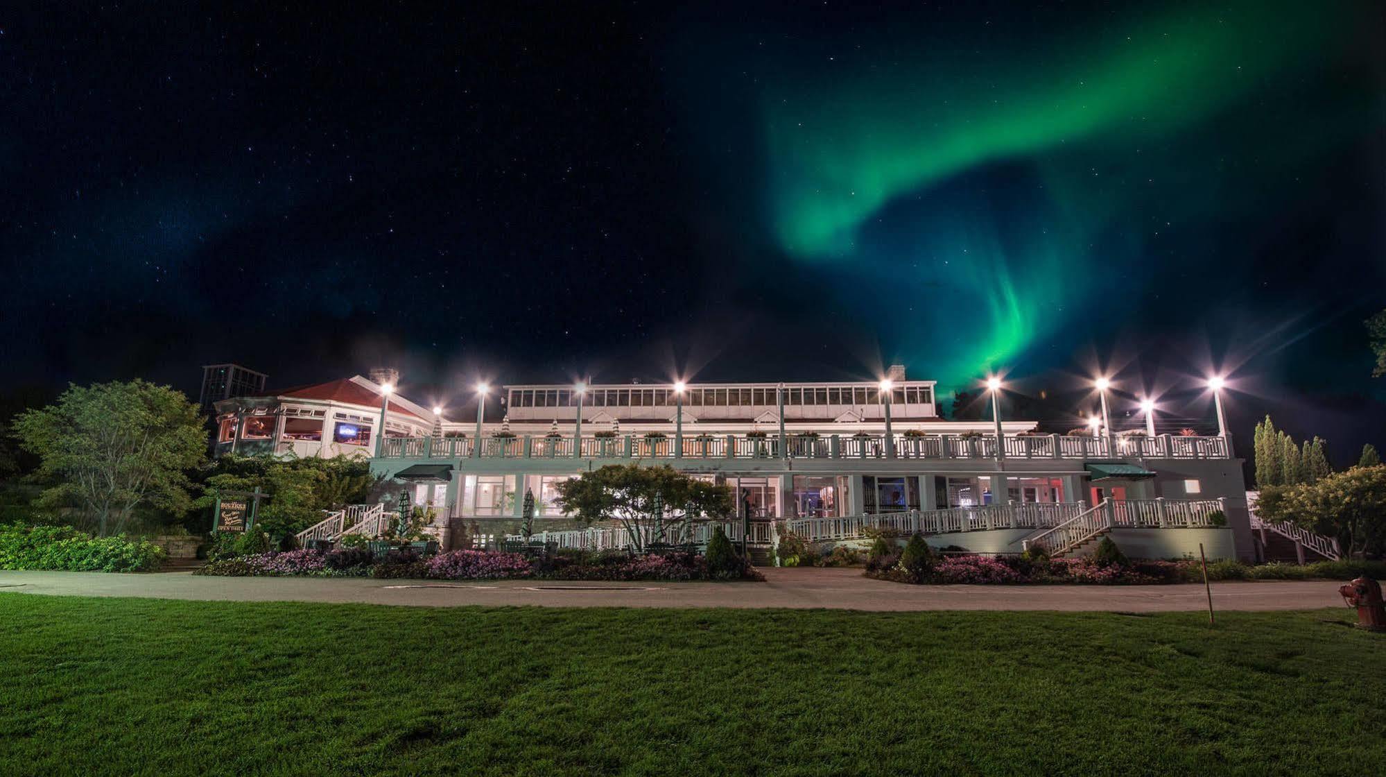 Mission Point Resort แมคคิแนคไอแลนด์ ภายนอก รูปภาพ